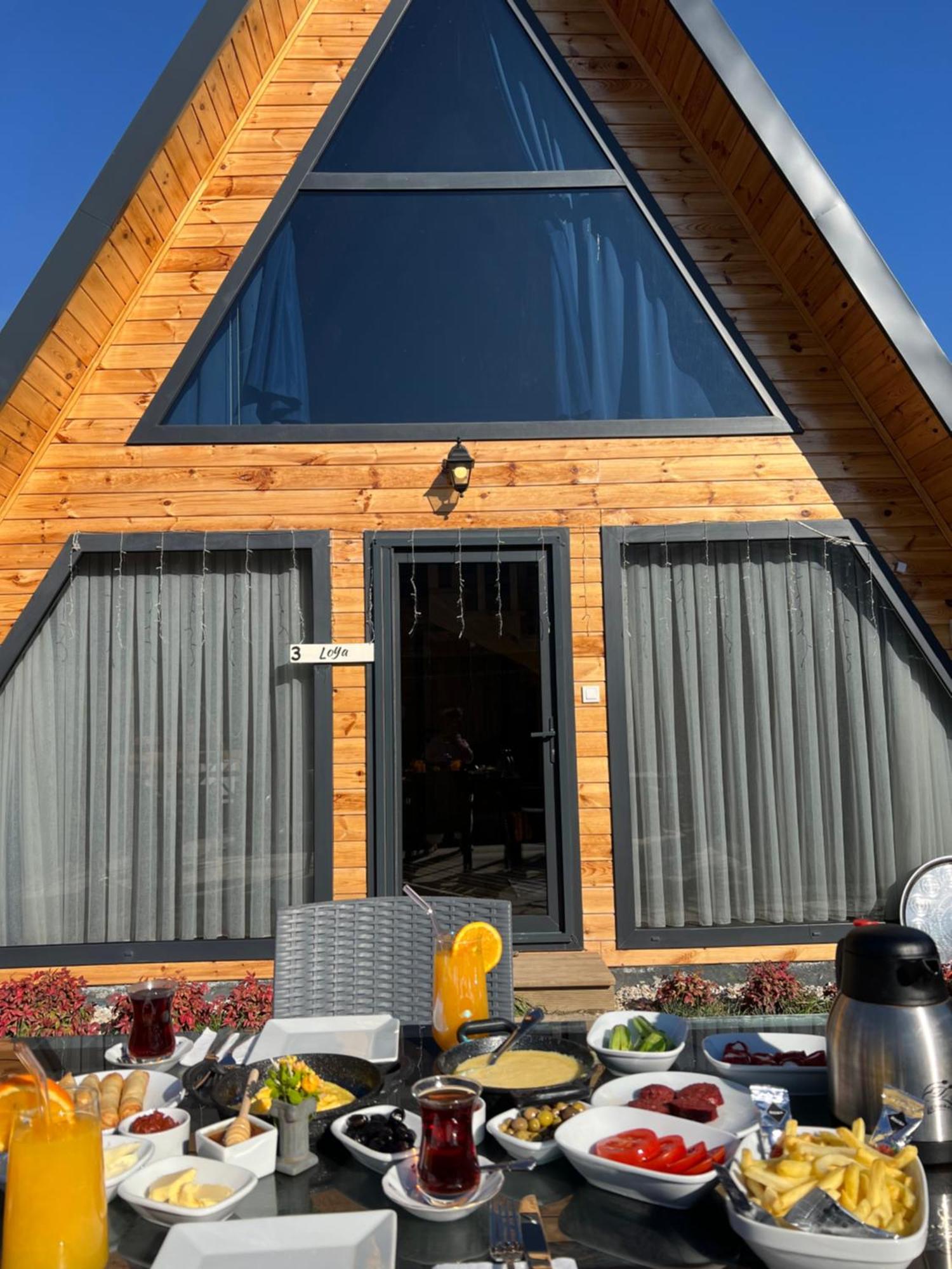 Teona Kartepe Bungalov Extérieur photo