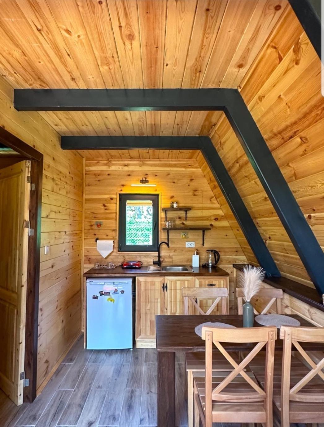 Teona Kartepe Bungalov Extérieur photo