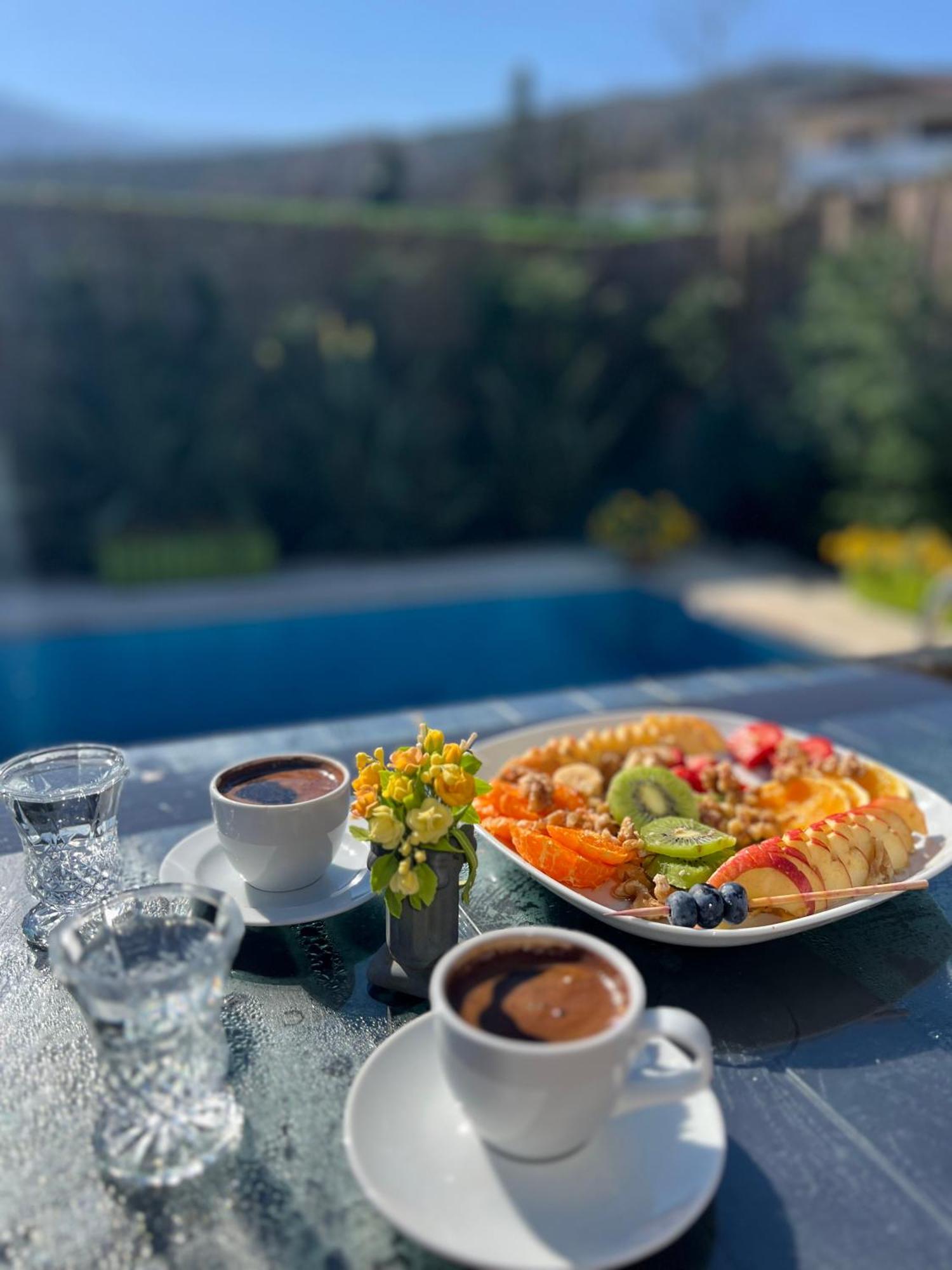 Teona Kartepe Bungalov Extérieur photo